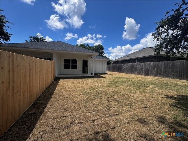 Building Photo - 209 Elbert Ln