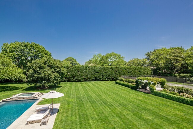 Building Photo - 59 First Neck Lane