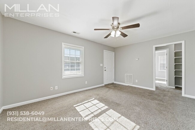 Building Photo - Cozy 2-Bedroom with Outdoor Space & Everyday Convenience