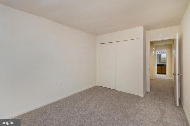 Building Photo - 1764 Wainwright Dr
