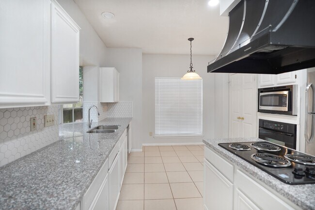 Building Photo - 4918 Maple Brook Ln