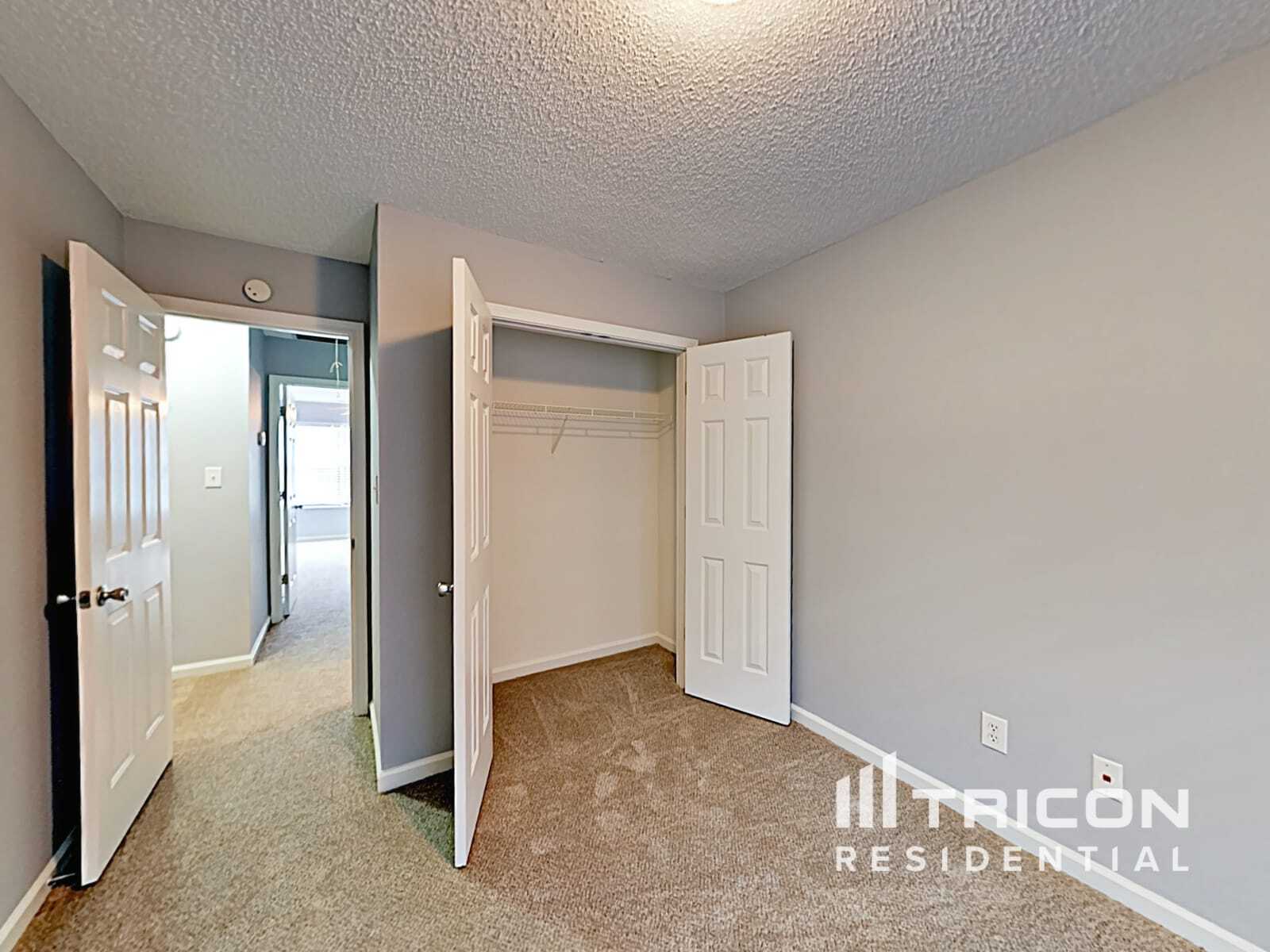 Building Photo - 5484 Sierra Tr