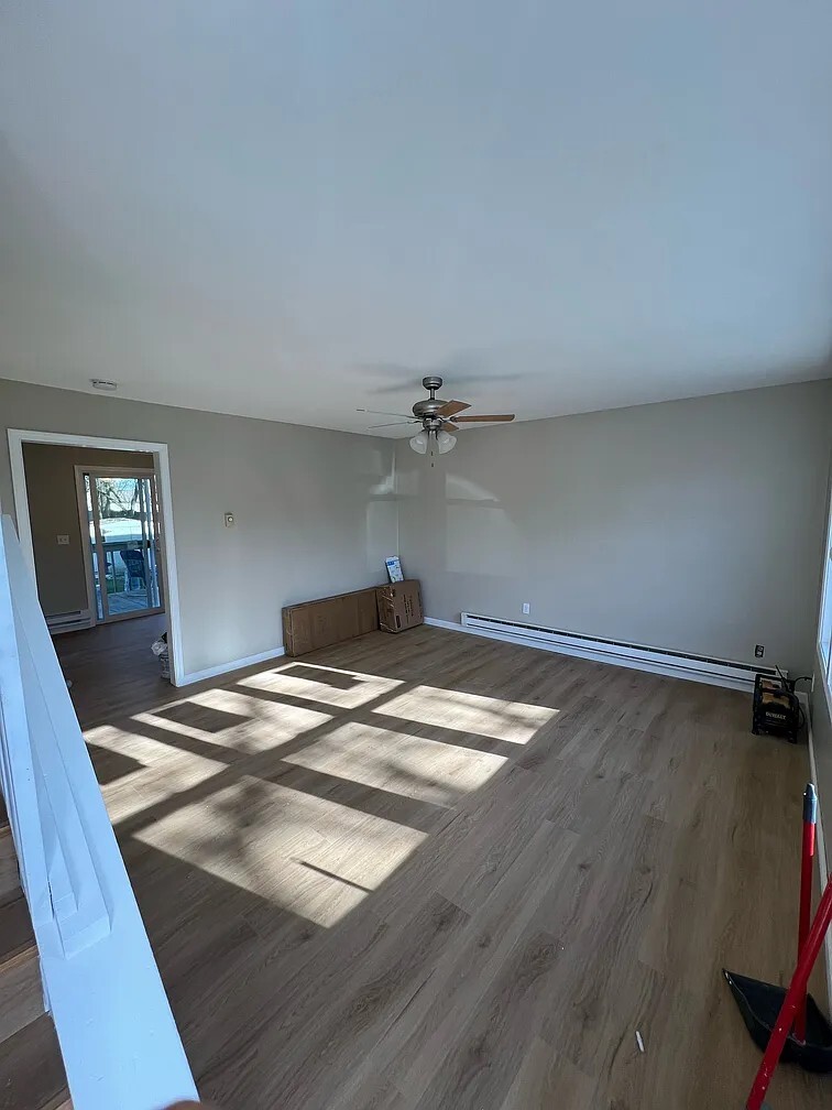 Building Photo - 1115 Burgundy Ln