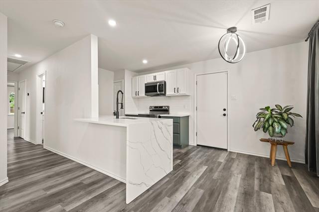 Building Photo - 3519 Canada Dr