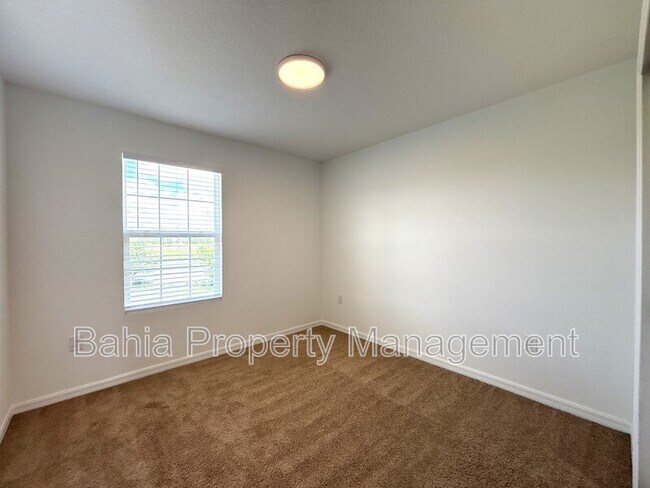 Building Photo - 10009 Eagle Rock Aly