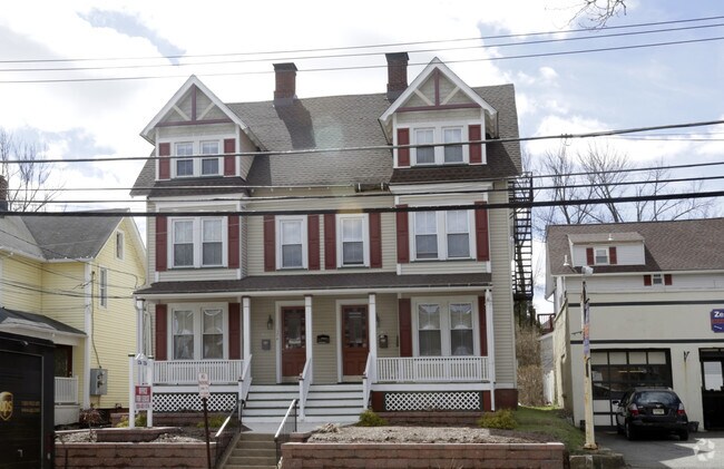 Building Photo - 124-126 Washington St