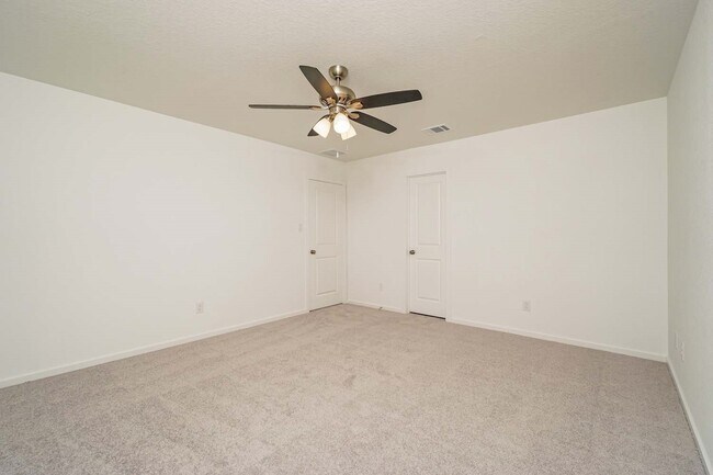 Building Photo - 1616 Hummock Steep