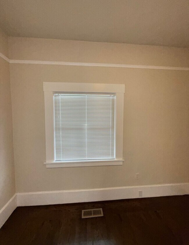 Building Photo - Vallejo's Heritage District