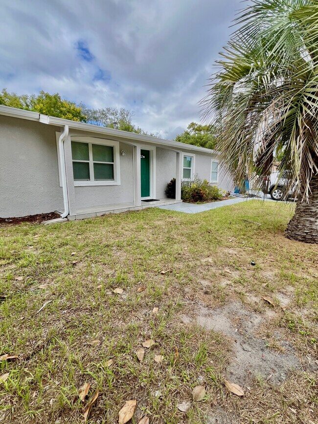 Building Photo - 4243 Deltona Blvd