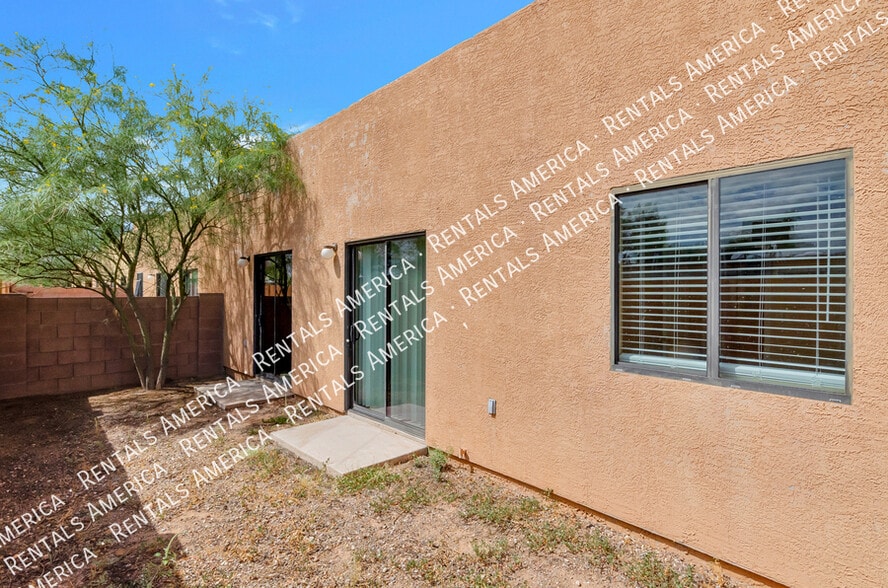 Building Photo - 7202 E Chelsie Kaye Ln