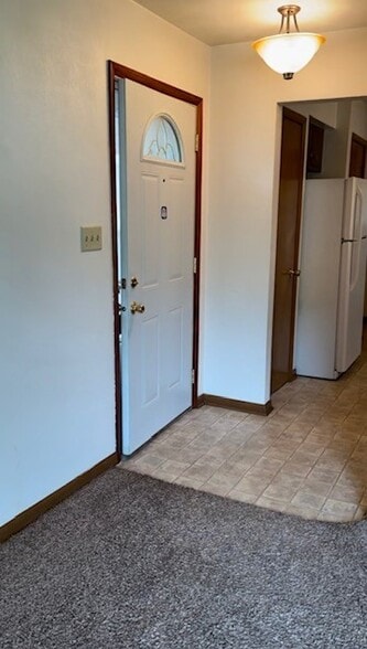 Building Photo - 2107 Judson Ct
