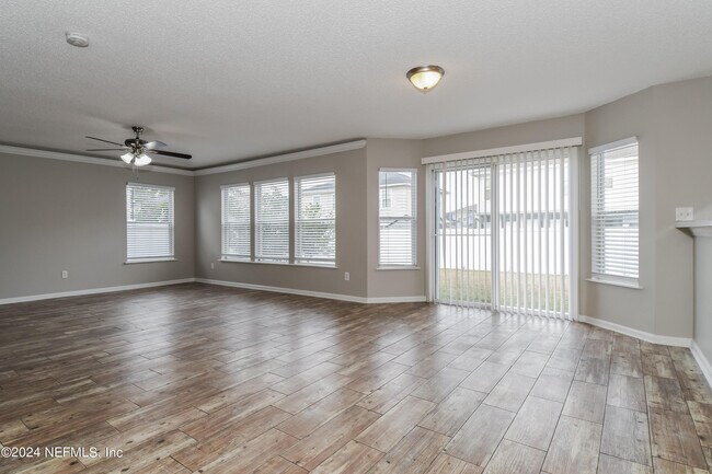 Building Photo - 416 Monet Ave