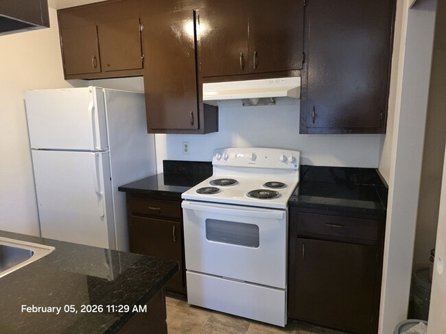 Building Photo - 5978 Walerga Rd