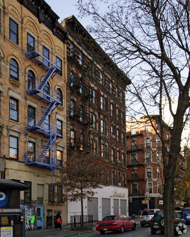 Building Photo - 122-128 Norfolk St