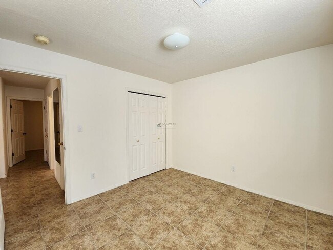 Building Photo - 3353 Vista Del Prado Ct