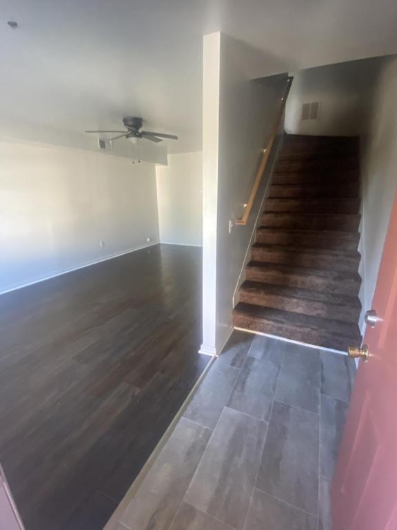 Building Photo - 314 Ardale Dr
