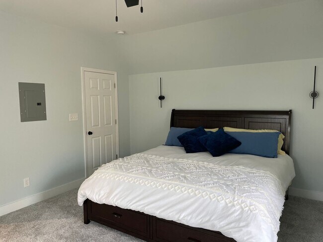 Building Photo - 6 Bedroom 4 Bathroom House in Supply NC-Unfurnished