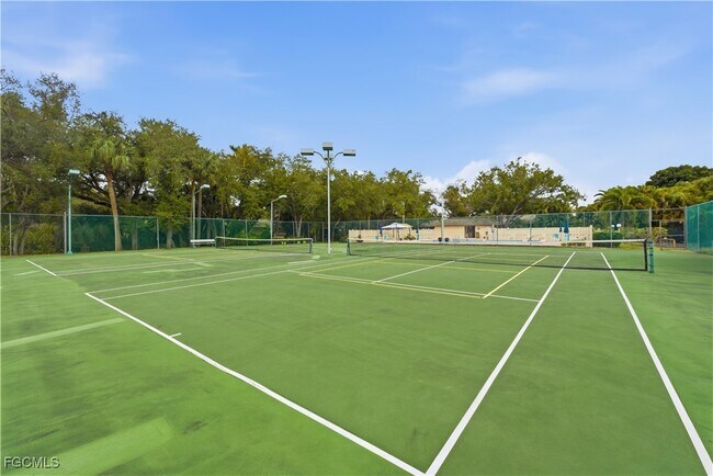 Building Photo - 5829 Wild Fig Ln