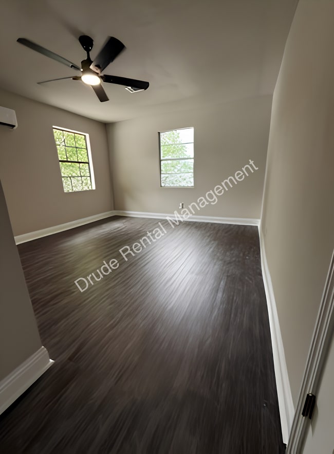 Building Photo - Remodel and Charming Home