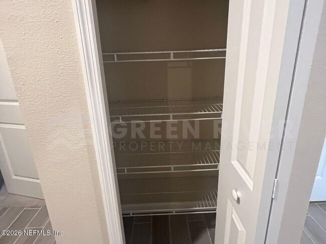 Building Photo - 7592 Rock Brook Dr