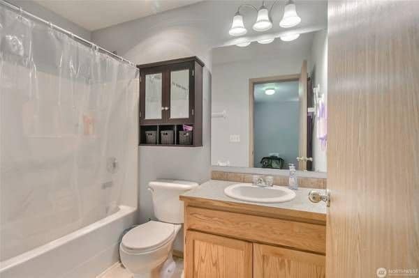 Building Photo - 26625 233rd Ct SE