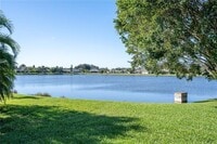 Building Photo - 935 Southlakes Way SW