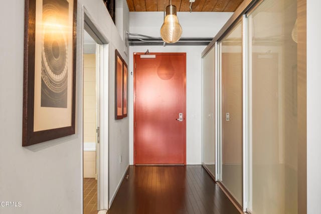 Building Photo - 530 S Hewitt St