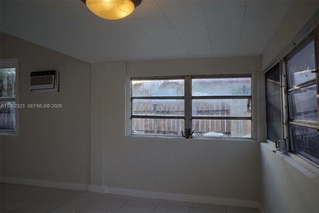 Building Photo - 43 SW 11th St