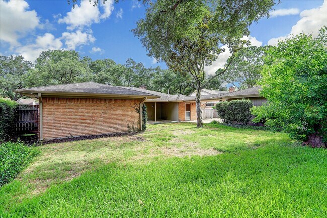 Building Photo - 5638 Yarwell Dr