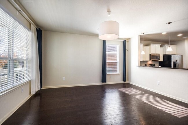 Building Photo - 18316 Mammoth Cave Blvd