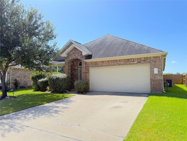 Primary Photo - 24715 Colonial Elm Dr