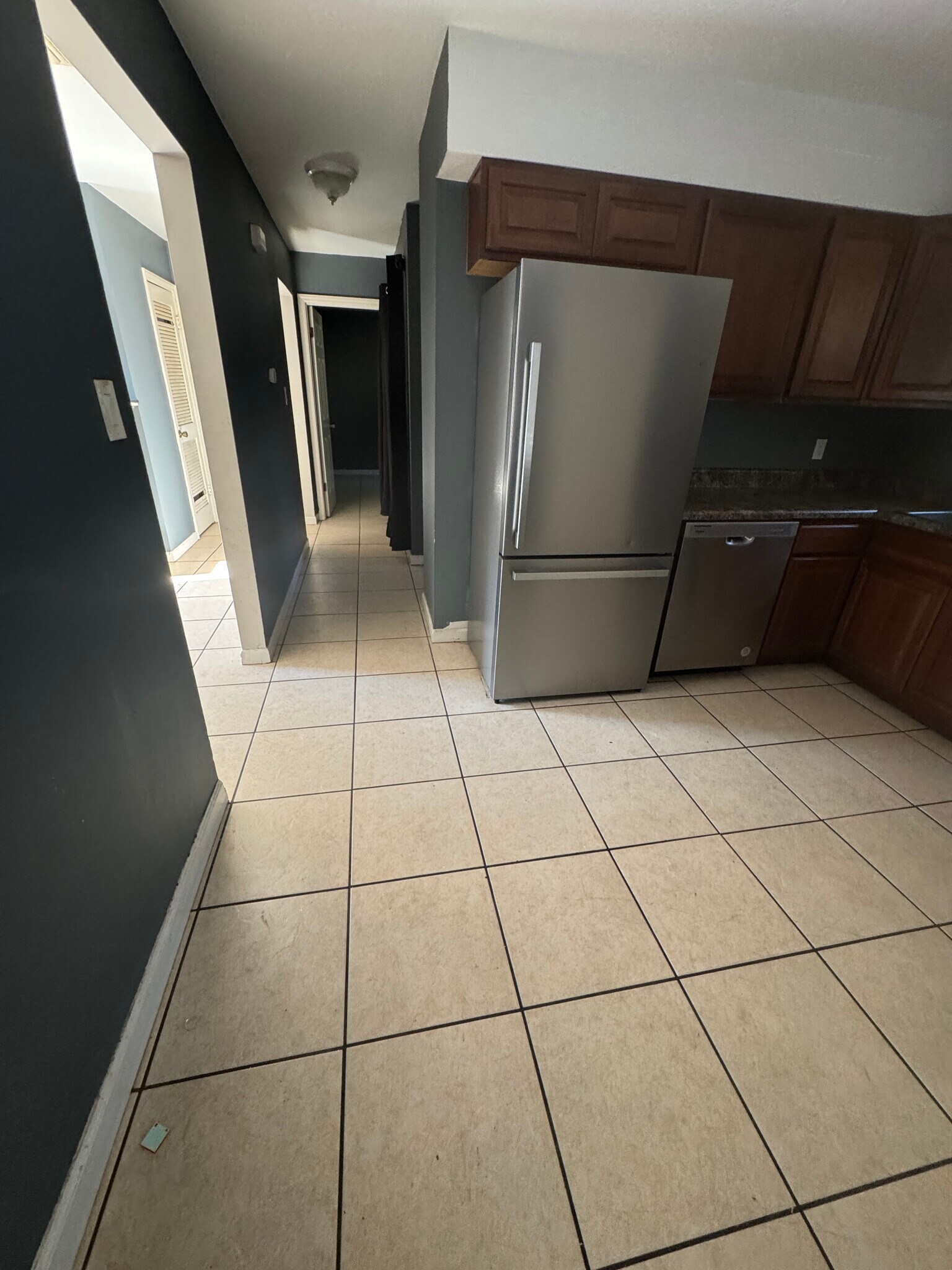 Building Photo - 1924 Nekoma Ct