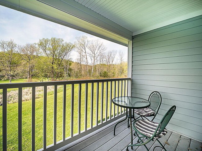 Building Photo - "Spacious 3-Bedroom Haven with 3 Full Baths in Charming Hinesburg!"