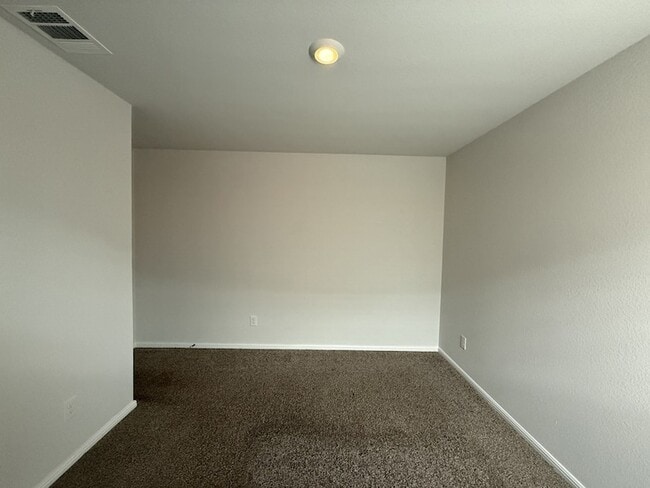 Building Photo - 10530 Ft Cibolo Trl