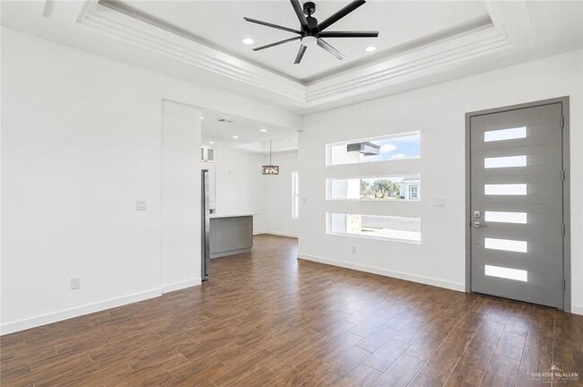 Building Photo - 7 N Sugar Bear Dr