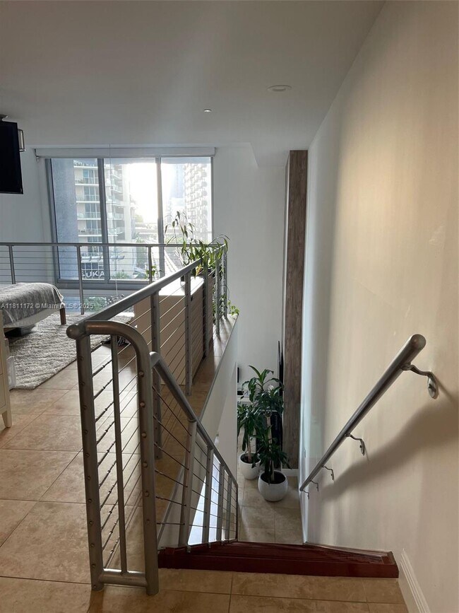 Building Photo - 1050 Brickell Ave