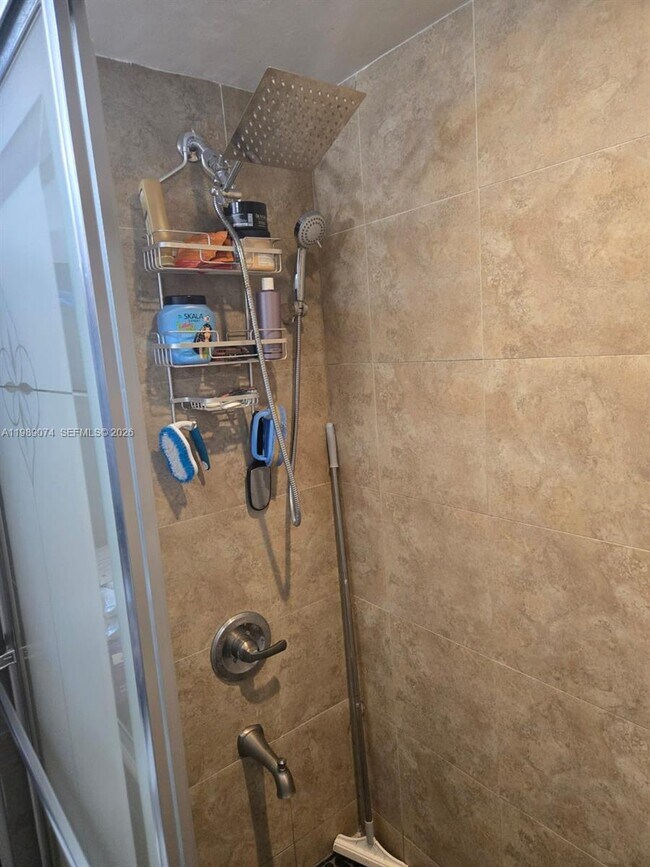 Building Photo - 16450 NW 2nd Ave