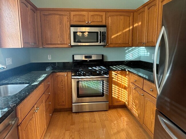 Building Photo - 501 Autumn Ridge Dr