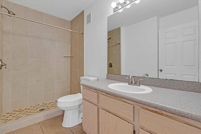 Building Photo - 7417 Vista Way