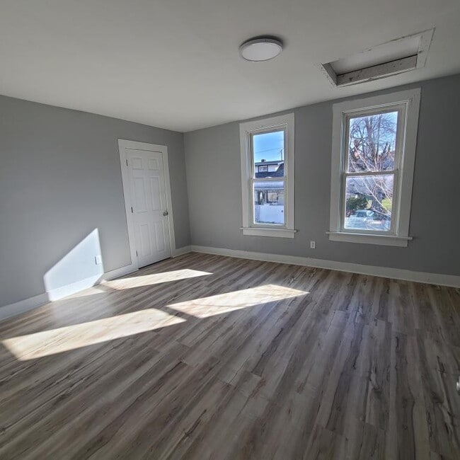 Building Photo - 2616 S Harrison St