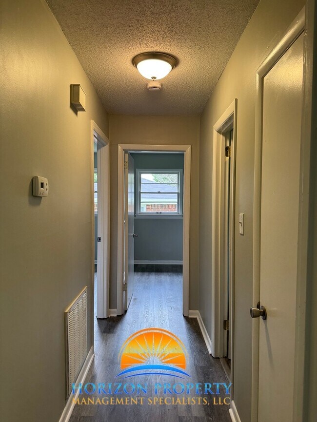 Building Photo - 6117 Colfax Rd NW