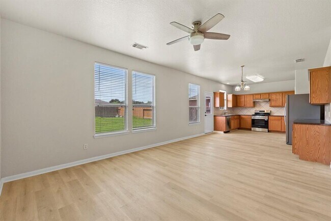 Building Photo - 13935 Maleewan Ln
