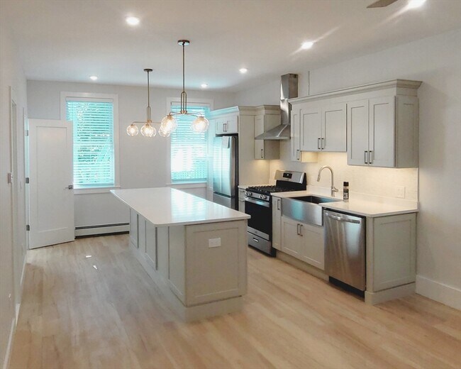 Building Photo - 53 W Eagle St