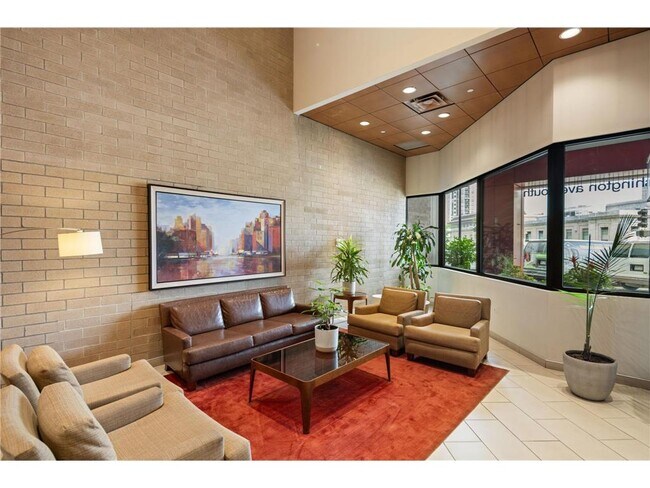 Building Photo - 121 Washington Ave S