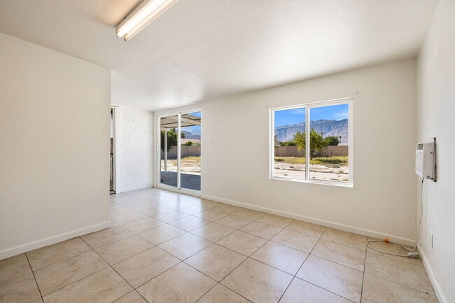 Building Photo - 33515 Wishing Well Trail