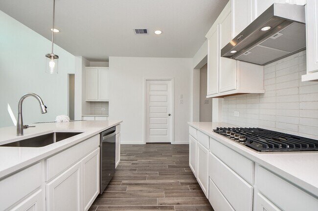 Building Photo - 7711 Pale Petunia Trl