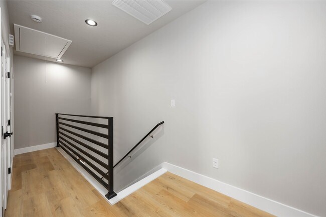 Building Photo - 2409 Dolly Wright St