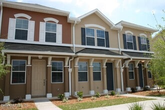 Building Photo - 13018 Springs Manor Dr