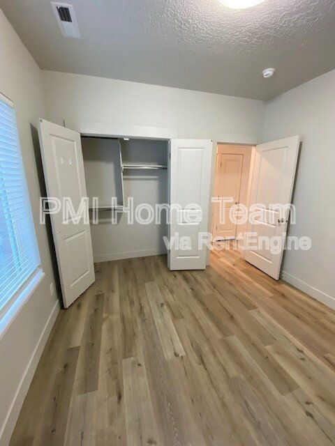 Building Photo - 2874 Kiesel Ave