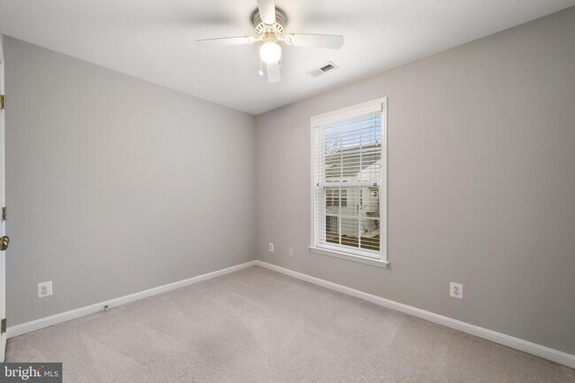 Building Photo - 2487 Sycamore Lakes Cove